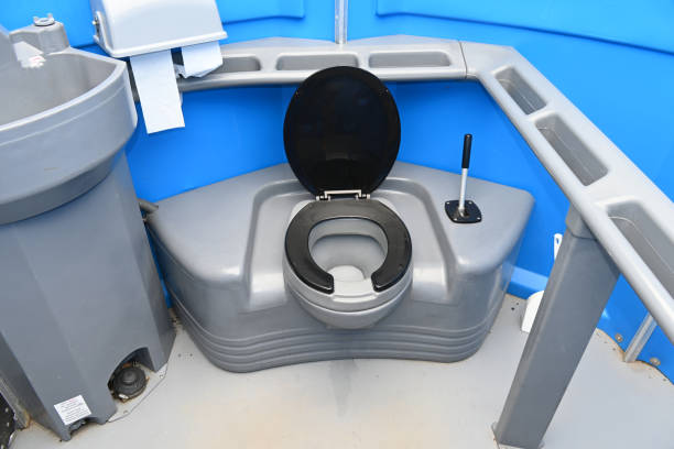 Best Porta potty rental near me  in Magnolia, OH